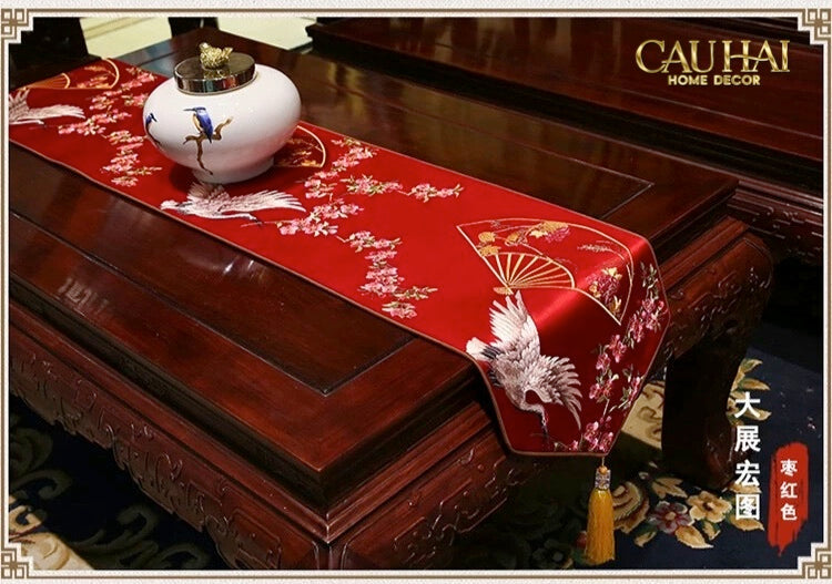 Tết Couture - Khăn Trải Bàn Lụa Thêu Hỷ Hạc Vũ 2m1x33 - CẬU HAI HOME DECOR