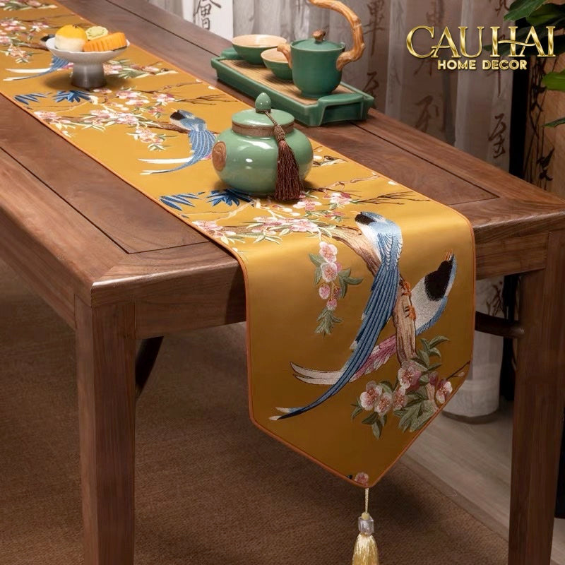 Tết Couture - Khăn Trải Bàn Lụa Thêu Kim Hoàng Điểu 2m4 - CẬU HAI HOME DECOR
