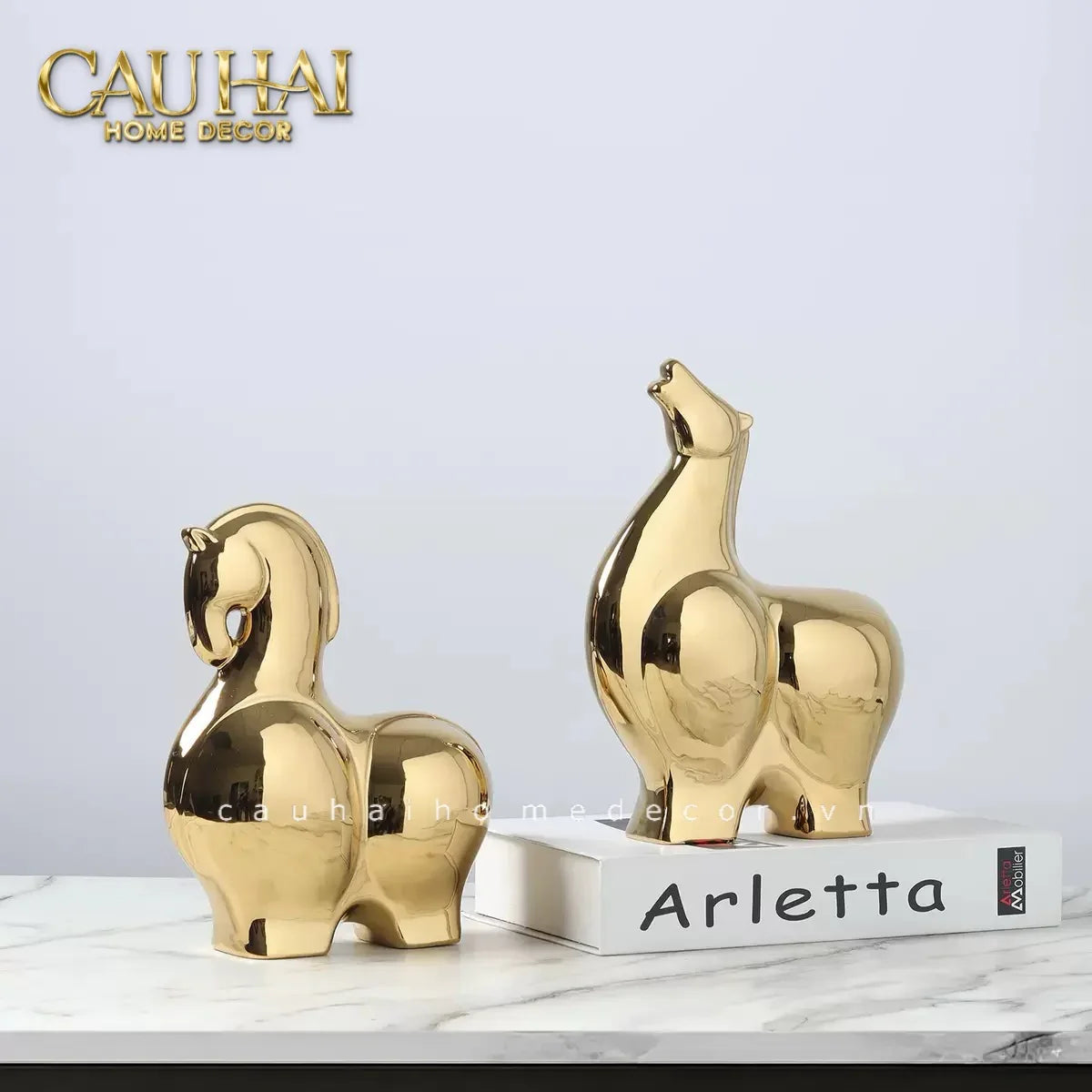 Tết Couture - Set 2 Tượng Ngựa Sứ Tráng Men Mạ Vàng Golden Cheval de Fortune H22/25-CẬU HAI HOME DECOR