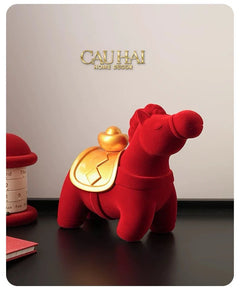 tet-couture-tuong-ngua-nhung-do-hong-ma-nguyen-bao-red-velvet-lucky-horse-tuong-trang-tri-cau-hai-home-decor-3 - CẬU HAI HOME DECOR