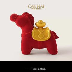 tet-couture-tuong-ngua-nhung-do-hong-ma-nguyen-bao-red-velvet-lucky-horse-tuong-trang-tri-cau-hai-home-decor-7 - CẬU HAI HOME DECOR