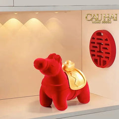 tet-couture-tuong-ngua-nhung-do-hong-ma-nguyen-bao-red-velvet-lucky-horse-tuong-trang-tri-cau-hai-home-decor-8 - CẬU HAI HOME DECOR