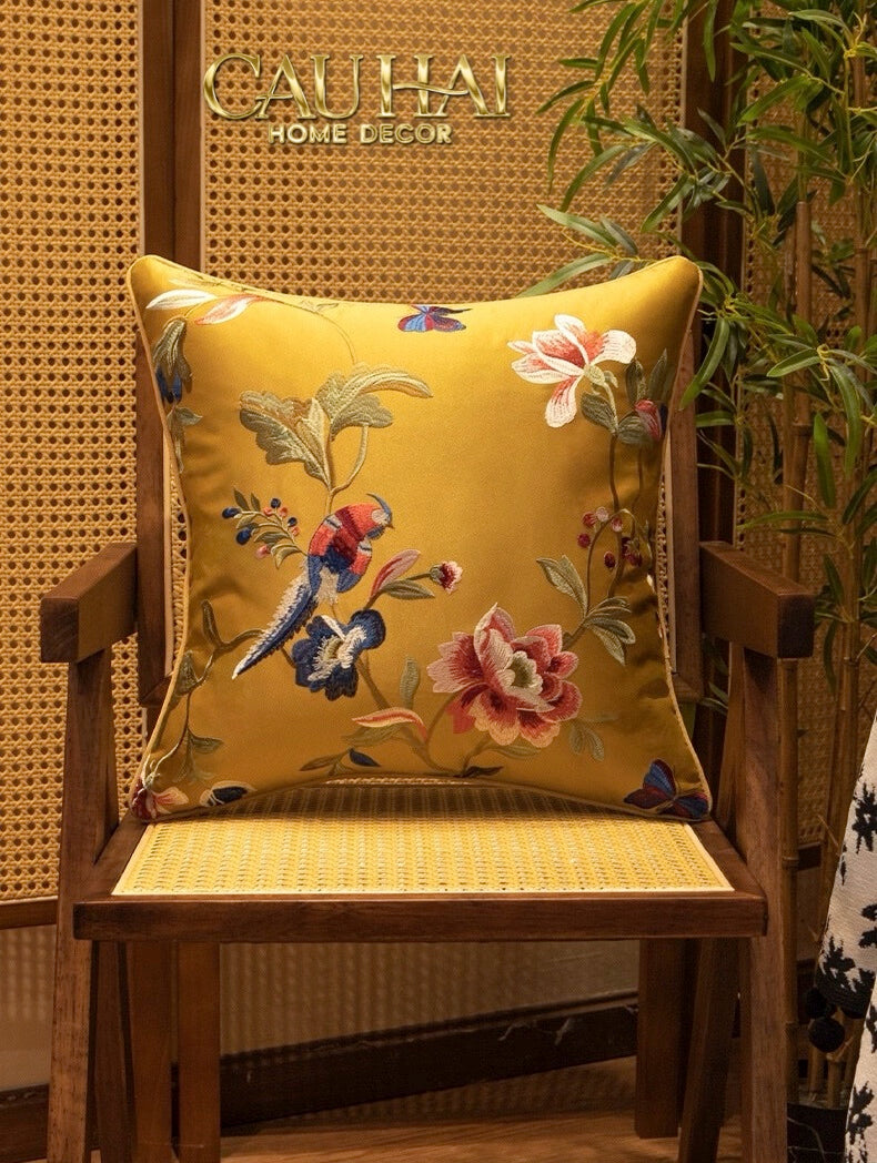 Tết Couture - Vỏ Gối Lụa Thêu Kim/ Hỷ Nhã Cầm 45 - CẬU HAI HOME DECOR