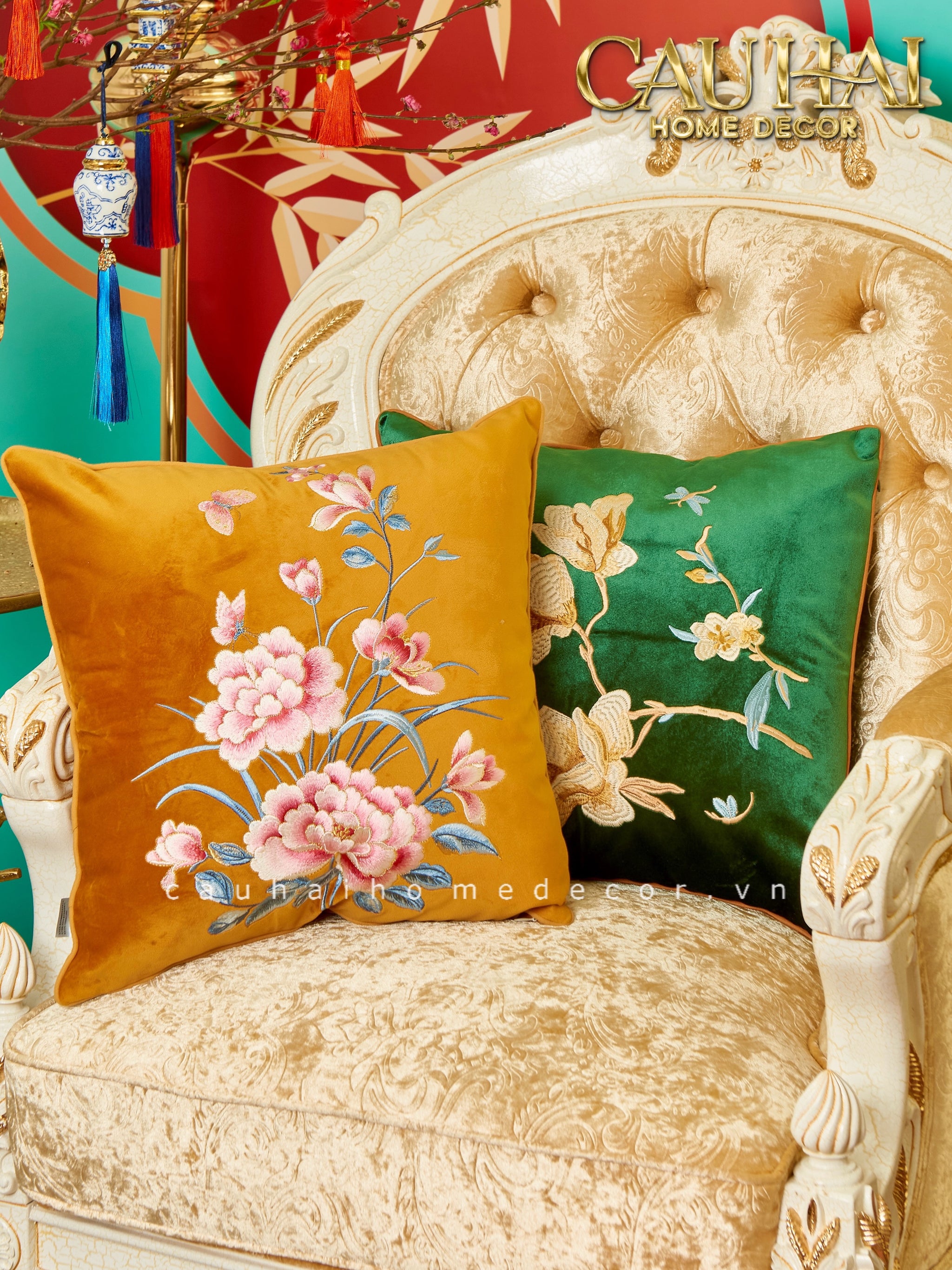Tết Couture - Vỏ Gối Nhung Thêu Kim Hoa Đình 45-CẬU HAI HOME DECOR