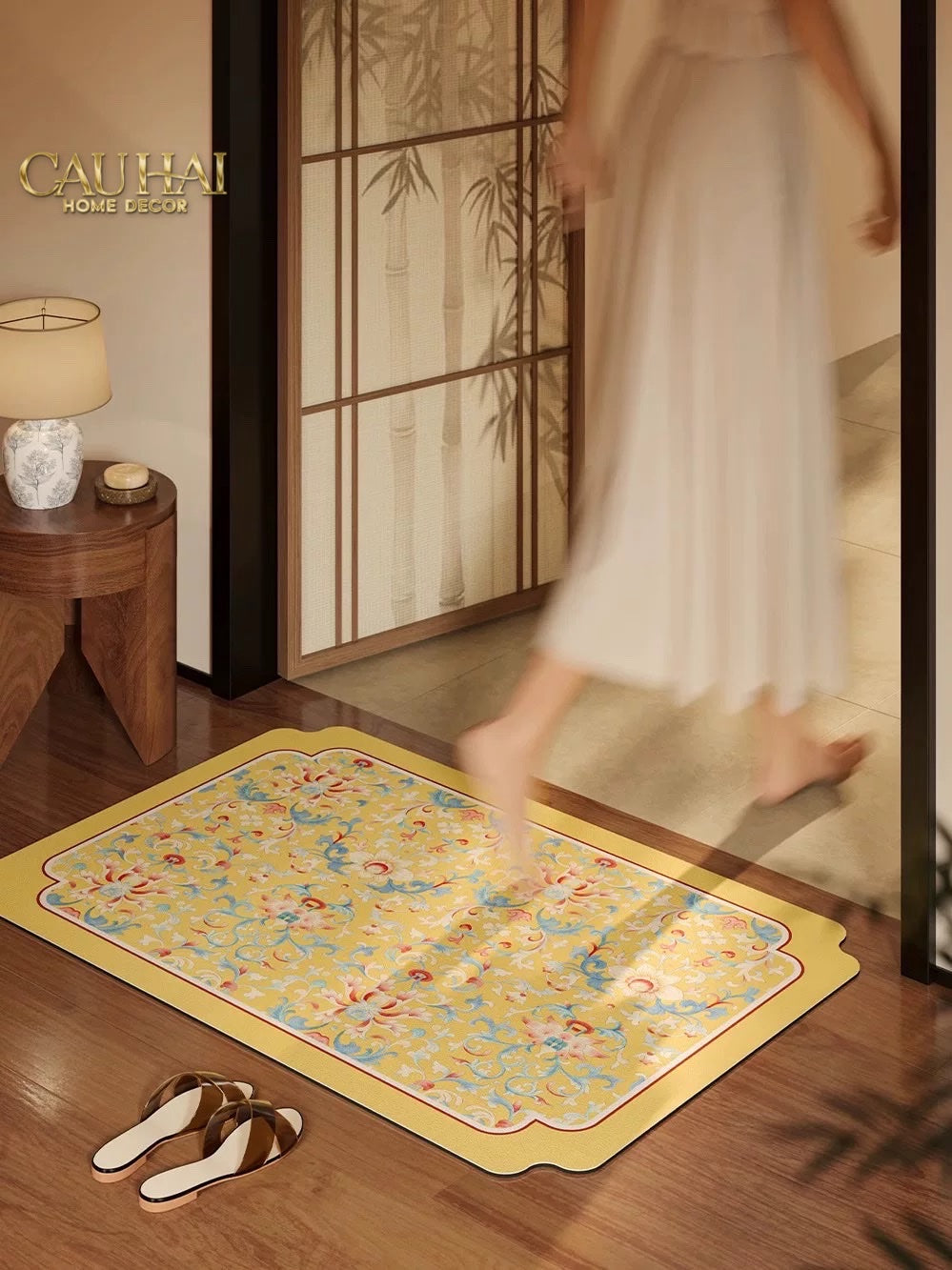 Thảm Cửa Microfiber 50x75 - Floral Rococo en Palette Pastel
Symétrique Jaune Impérial - CẬU HAI HOME DECOR