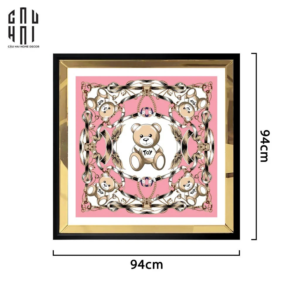 TRANH CANVAS PINKY BEAR 94X94CM - VIỀN GỖ CÓ KÍNH
