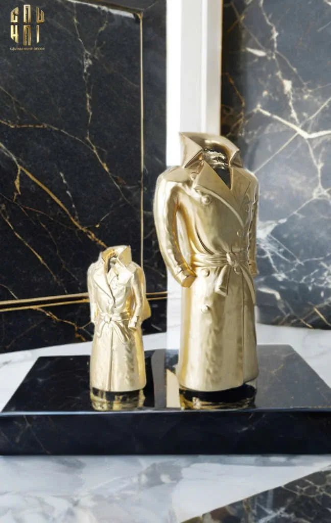 Tượng Bình Hoa Elysian Couture Gilded Trench Coat-TƯỢNG TRANG TRÍ-CẬU HAI HOME DECOR