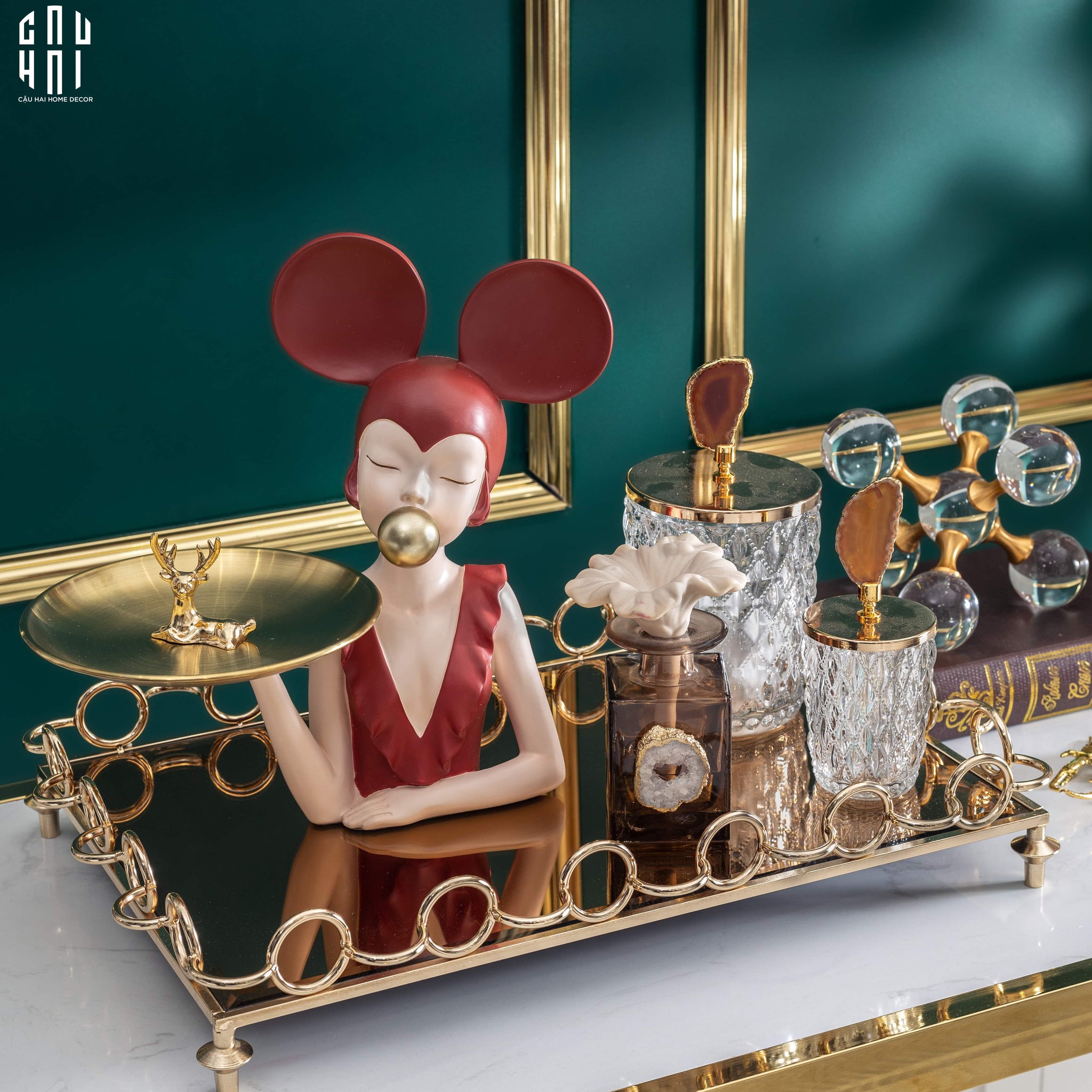 TƯỢNG CÔ GÁI BOSS SCARLET SS22