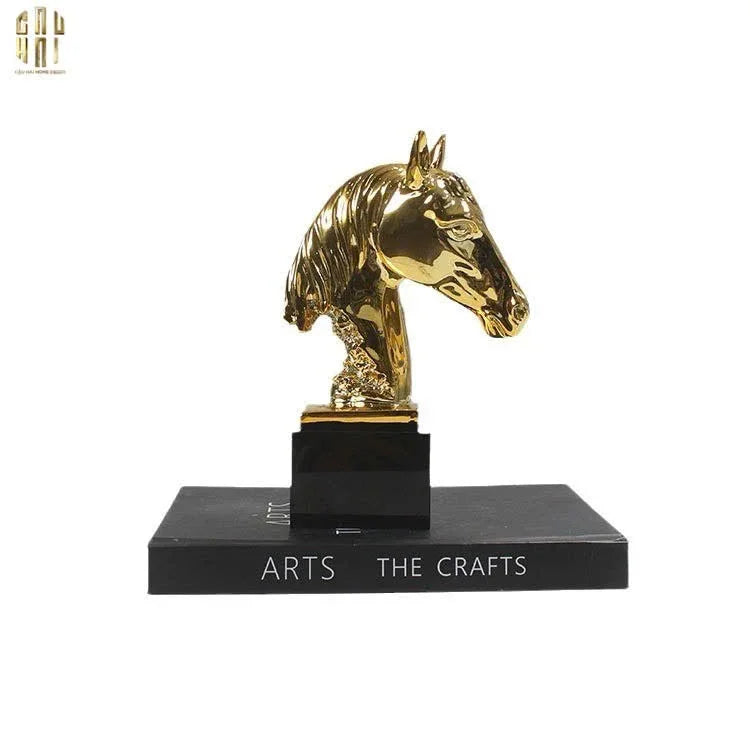 TƯỢNG GILDED CHEVAL - BLACK MARBLE FW25