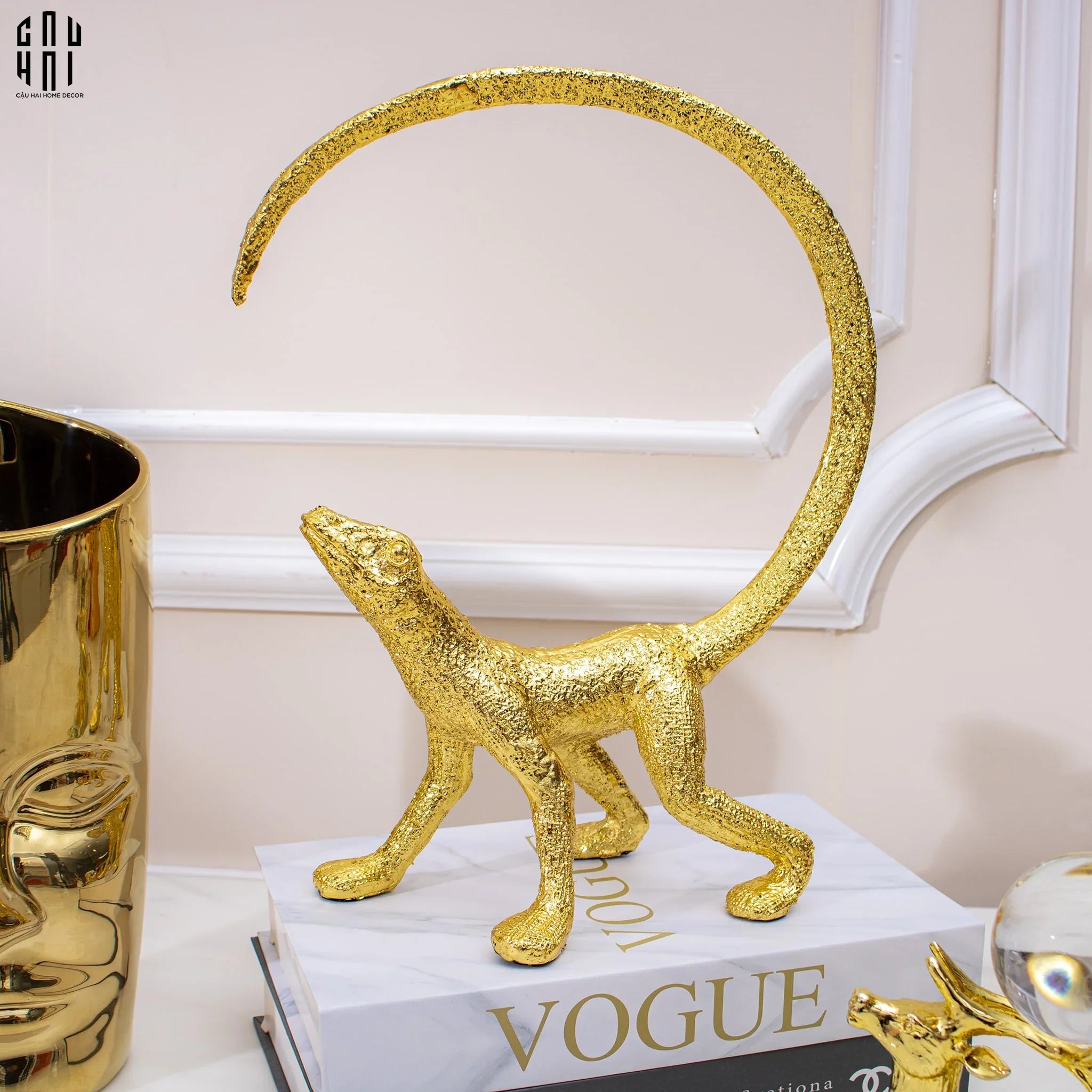 TƯỢNG GOLDEN LIZARD FW25