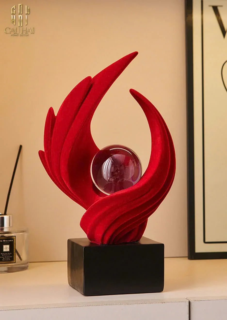 Tượng Nhung Đỏ Eternal Flame Red Velvet 16x12x27.5-TƯỢNG TRANG TRÍ-CẬU HAI HOME DECOR