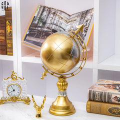 tuong-qua-dia-cau-golden-woody-planet-ss25-tuong-trang-tri-cau-hai-home-decor-3 - CẬU HAI HOME DECOR