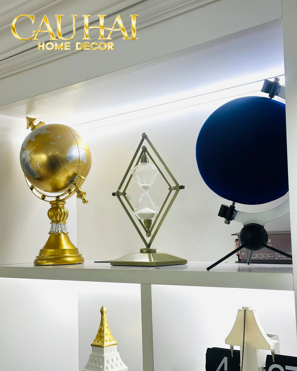 Tượng Quả Địa Cầu Golden Woody Planet Ss25-TƯỢNG TRANG TRÍ-Đối tác tại Trung Quốc theo từng đơn đặt hàng-CẬU HAI HOME DECOR