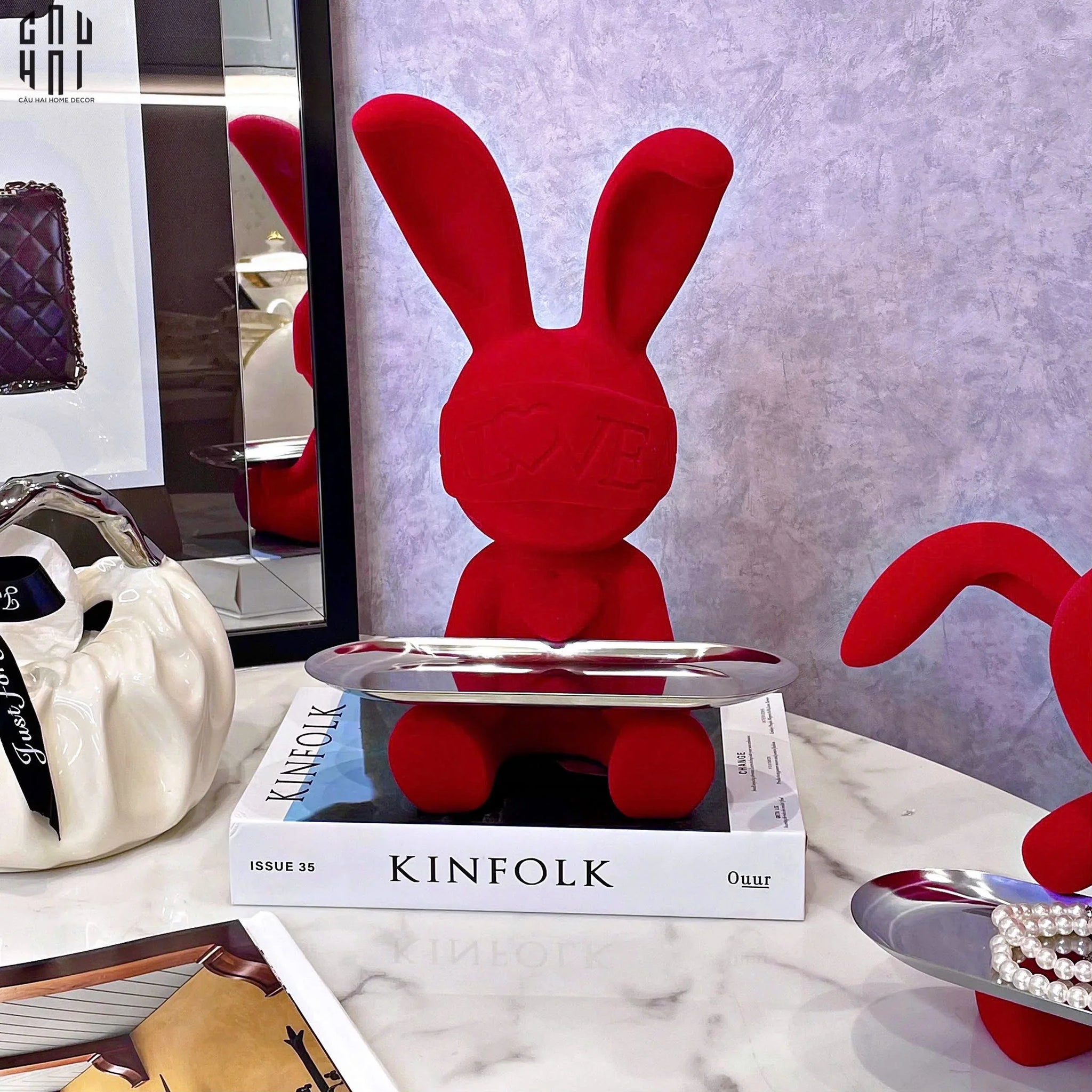 TƯỢNG TRANG TRÍ LOVELY VELVET RED BUNNY SS25