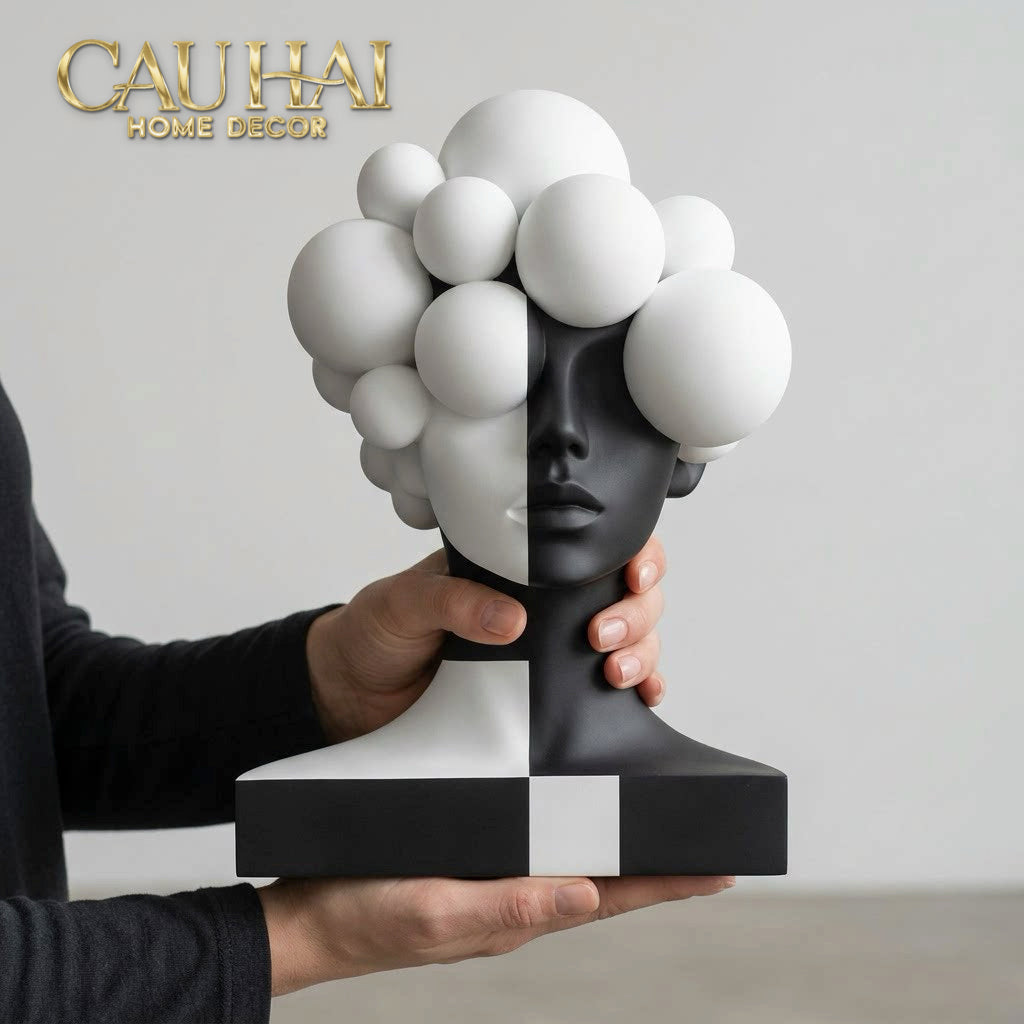 Tượng Quý Cô Dualité Sphère Miroir