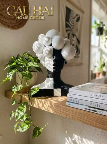 Tượng Quý Cô Dualité Sphère Miroir