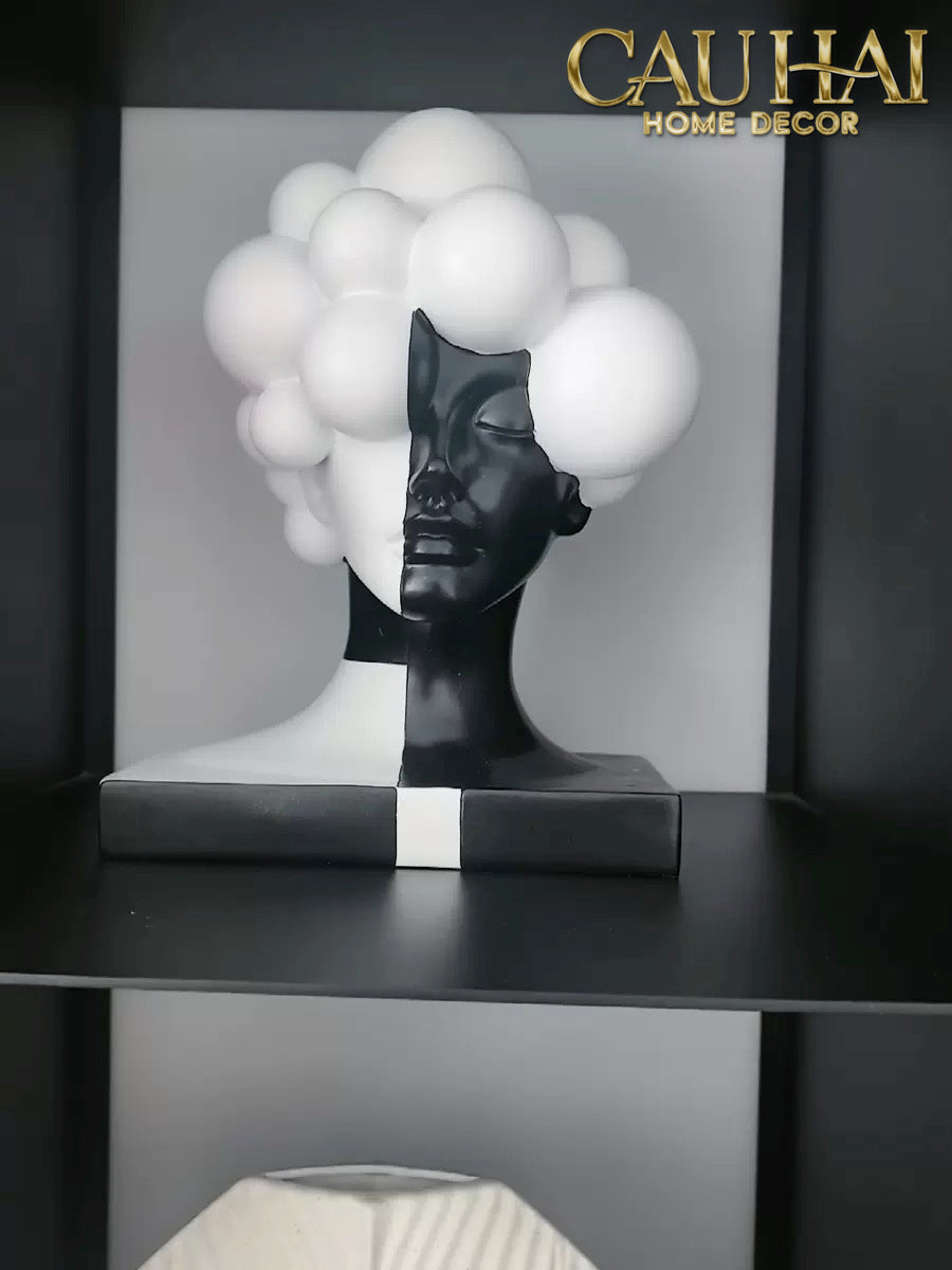 Tượng Quý Cô Dualité Sphère Miroir
