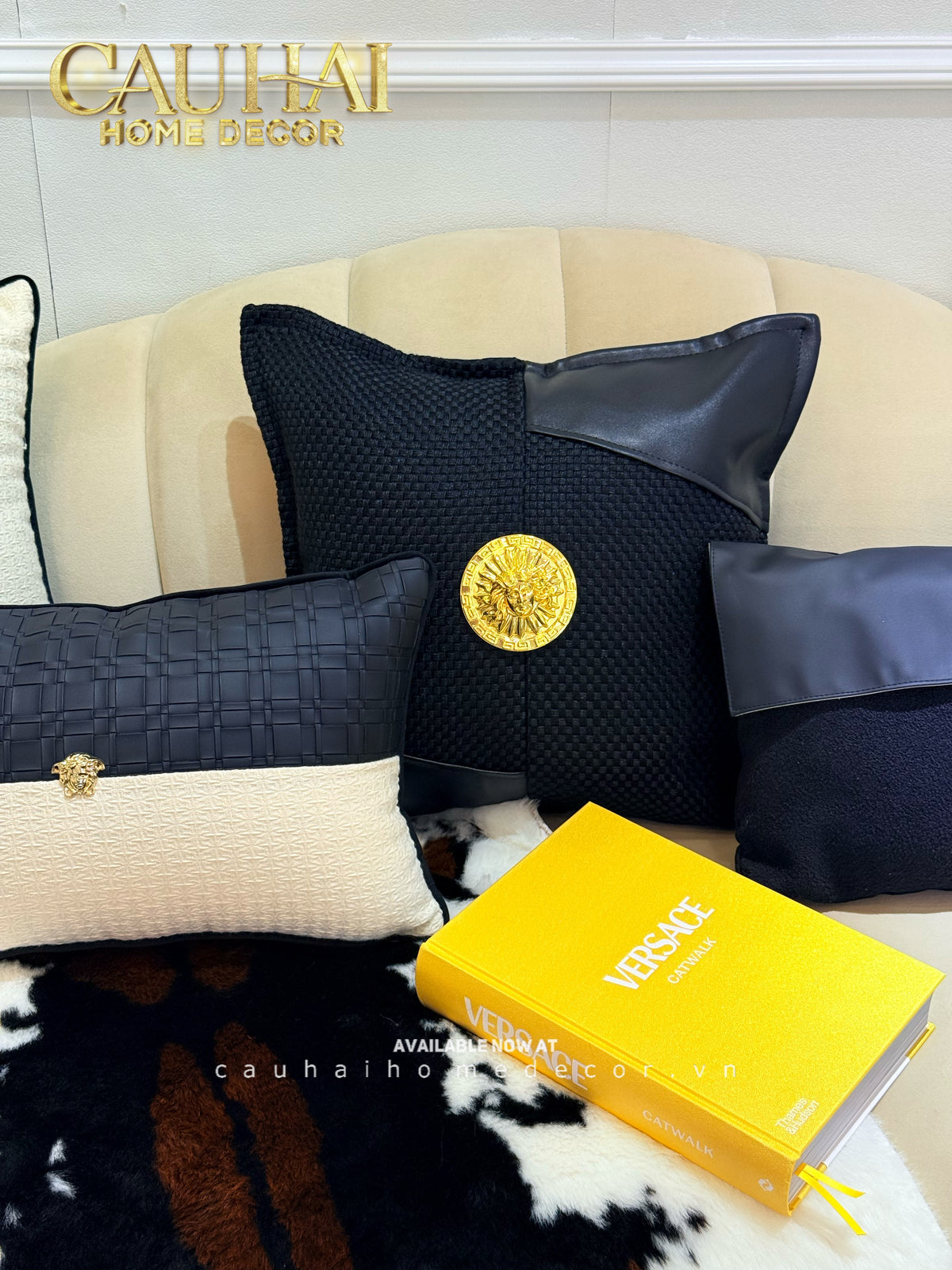 Vỏ Gối Canvas Phối Da Intrecciato Lux Leather Phantom Medusa V Class 50-VỎ GỐI-Đối tác tại Trung Quốc theo từng đơn đặt hàng-CẬU HAI HOME DECOR