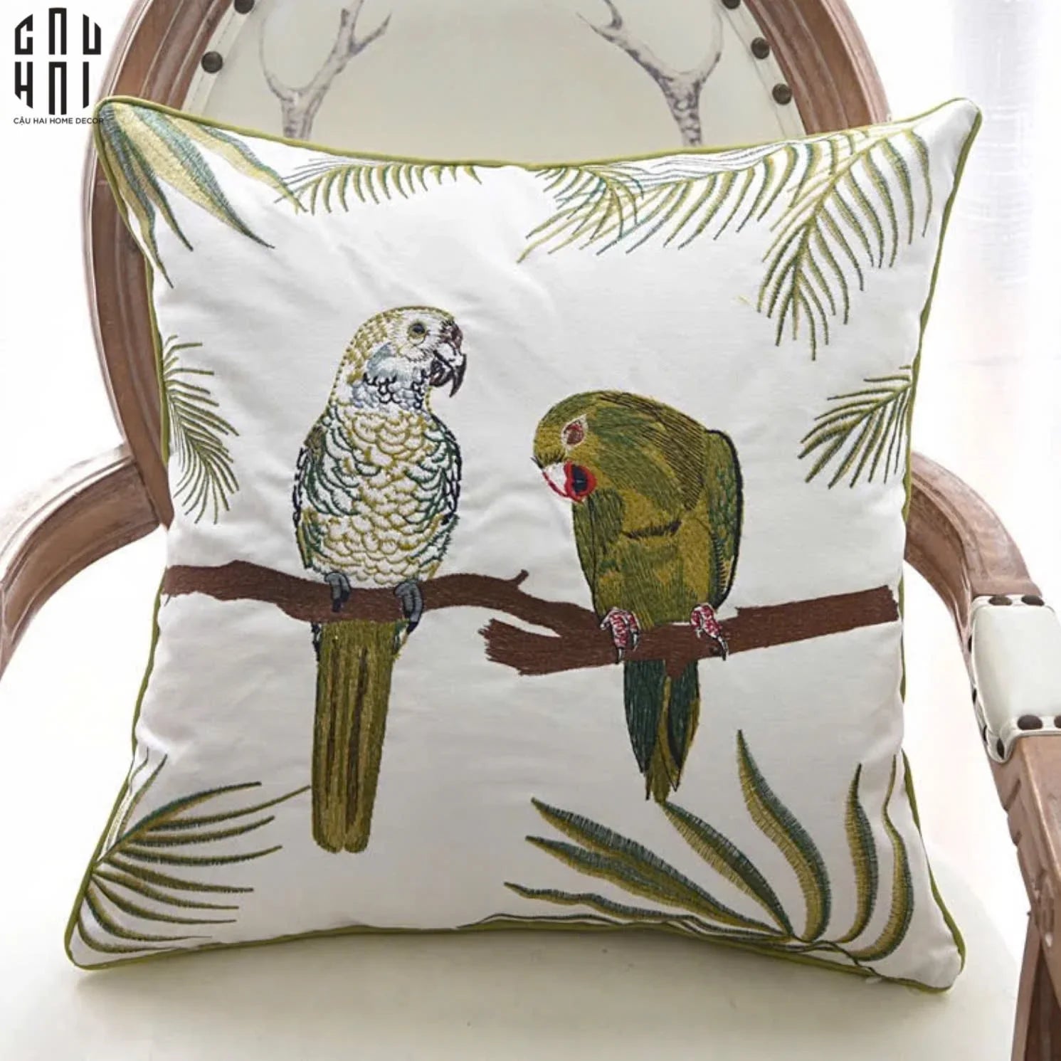 vo-goi-canvas-theu-tropical-harmony-lovebird-45-vo-goi-cau-hai-home-decor-3 - CẬU HAI HOME DECOR