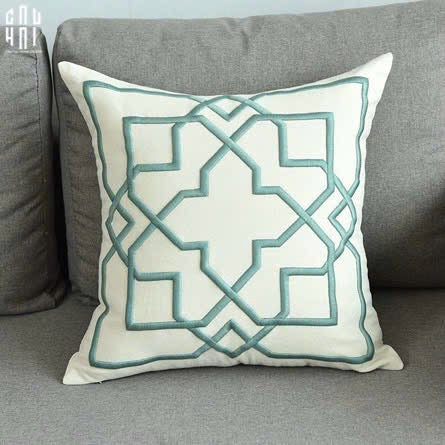 VỎ GỐI HOẠ TIẾT THÊU GATOR LATTICE - CẬU HAI HOME DECOR