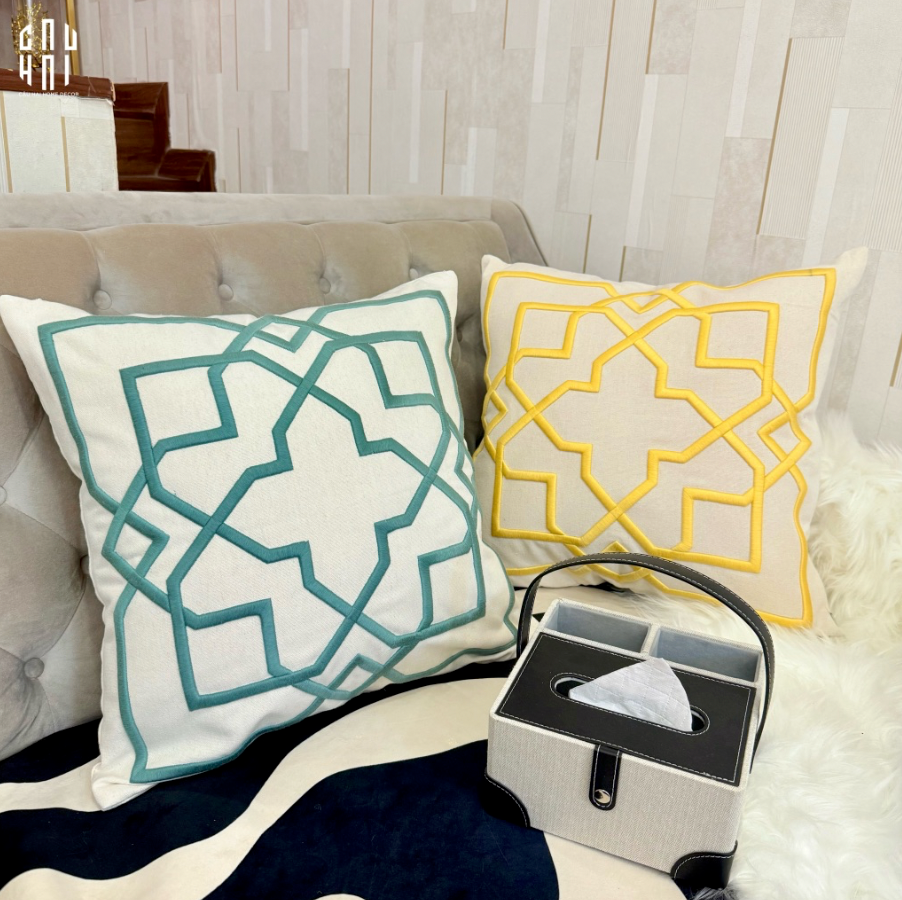 VỎ GỐI HOẠ TIẾT THÊU YELLOW LATTICE - CẬU HAI HOME DECOR