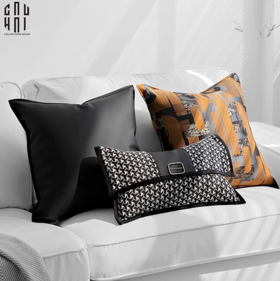 VỎ GỐI LỤA ORANGE VELVET GALLOP 50. - CẬU HAI HOME DECOR