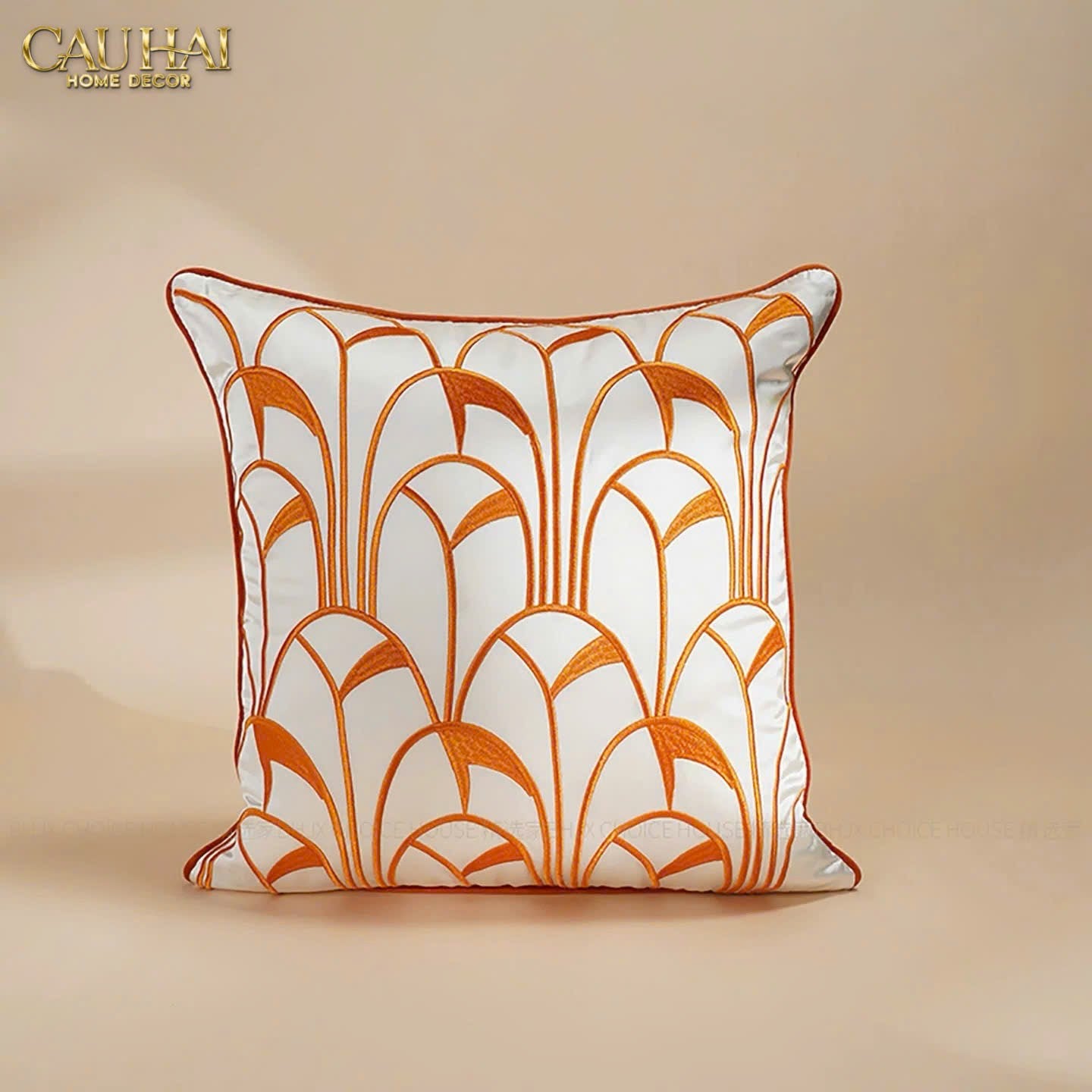 VỎ GỐI LỤA SATIN ART DECO ÉVENTAIL TERRA 45-3- Cậu Hai Home Decor
