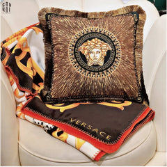 vo-goi-nhung-chenille-v-class_-medusa-amplified-logo-45_-co-vien-vo-goi-cau-hai-home-decor-4 - CẬU HAI HOME DECOR