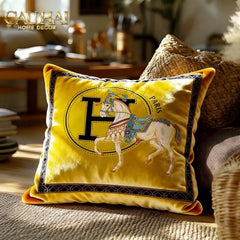 vo-goi-nhung-cheval-de-fetes-voyages-signature-h-45-vo-goi-cau-hai-home-decor-2 - CẬU HAI HOME DECOR
