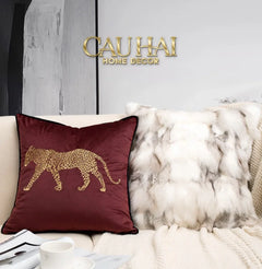 Vỏ Gối Nhung Đỏ Báo Đốm Burgundy Panther Écartier 45-VỎ GỐI-CẬU HAI HOME DECOR