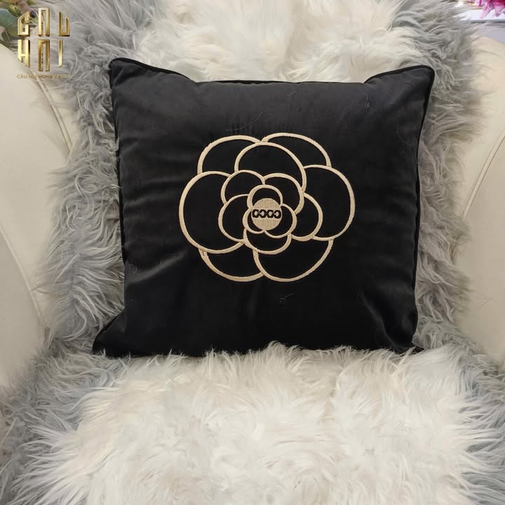VỎ GỐI NHUNG HOẠ TIẾT DA NOIR ELEGANCE - CẬU HAI HOME DECOR