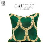 VỎ GỐI NHUNG HOẠ TIẾT THÊU MYSTIC EMERALD - CẬU HAI HOME DECOR