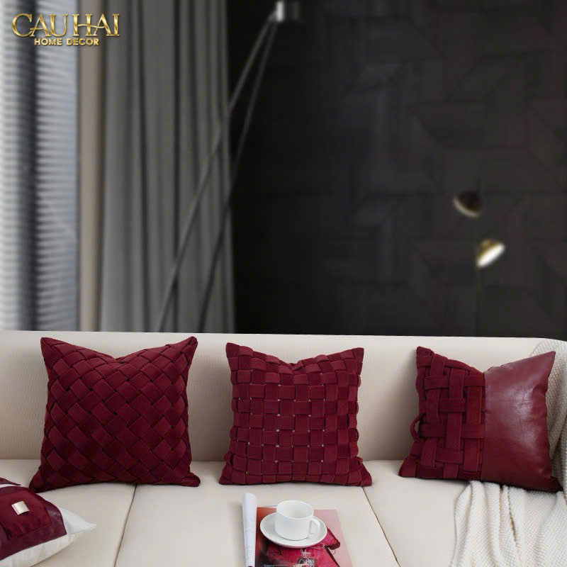 VỎ GỐI NHUNG LEATHER BORDEAUX WOVEN 45-4- Cậu Hai Home Decor