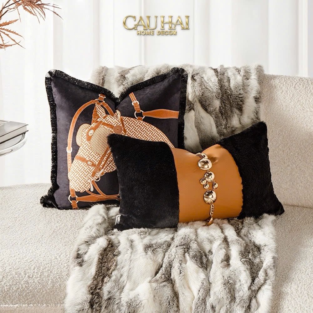 VỎ GỐI NHUNG NOCTURNE ÉQUESTRE LEATHER HARNESS 45-3- Cậu Hai Home Decor