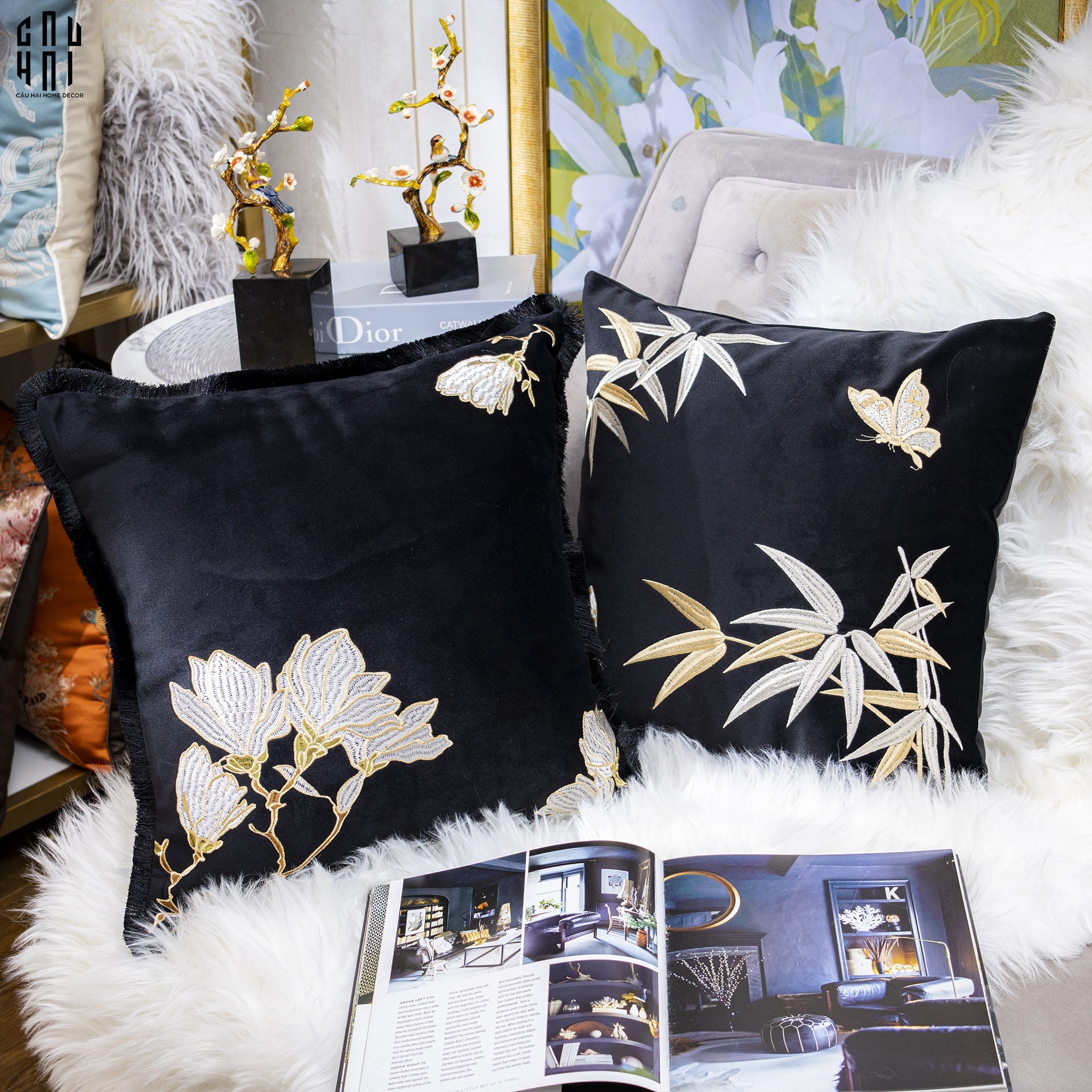 VỎ GỐI SOFA NHUNG GOLDEN BAMBOO PAPILLON 45 SS25 - CẬU HAI HOME DECOR