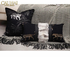 goi-tweed-lux-fur-jarguar-savoir-leopard-30x60-vo-goi-cau-hai-home-decor-16 - CẬU HAI HOME DECOR
