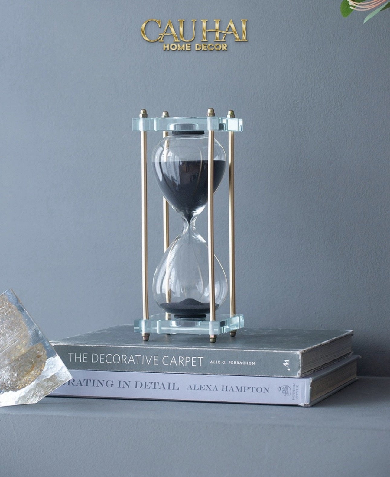 CRYSTAL FRAME HOURGLASS – BLACK SAND