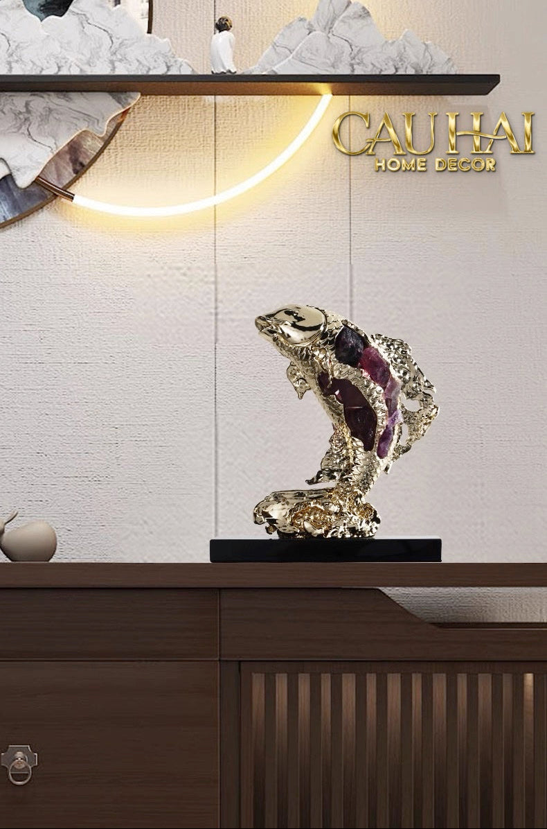HOME COUTURE - TƯỢNG ĐỒNG CÁ CHÉP ROYALE AMETHYST DRAGON ASCEND H22 - CẬU HAI HOME DECOR